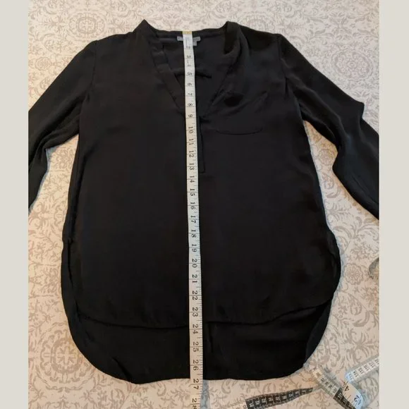 VINCE Black Rib Trim Half Placket Silk Popover Blouse Size 2 - Picture 8 of 13